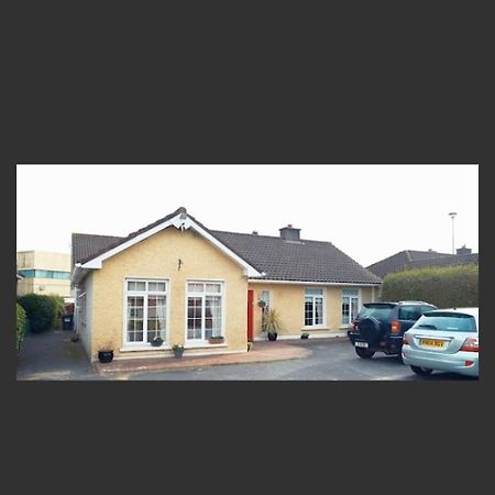 Hazelbrook Guesthouse Waterford Dış mekan fotoğraf